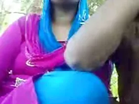 小山雀的女孩 色情网站的在线教师 有了黑人