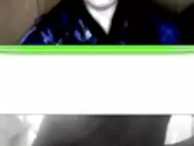 成人遊戲 观看色情视像的年轻 处女
